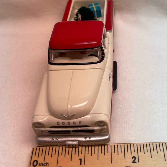 Dodge 1957 Sweptside D100 Truck Hallmark Ornament - Picture 7 of 8